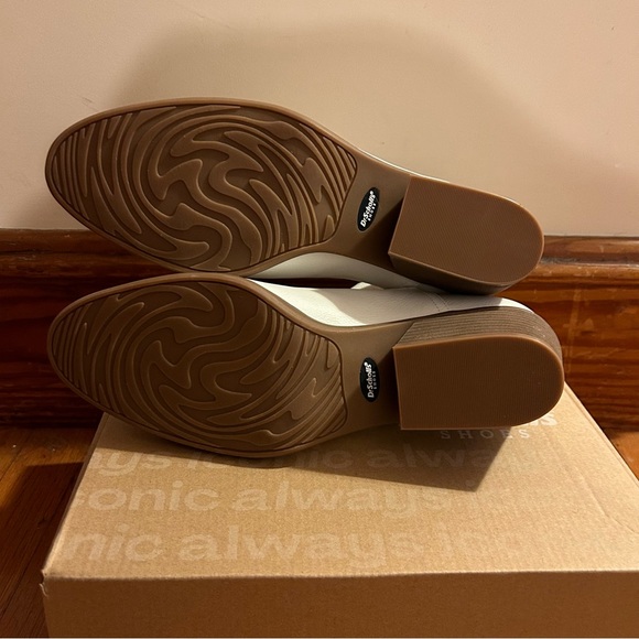 Dr. Scholl’s Lucille Ankle Boot White NWOT - Picture 3 of 3
